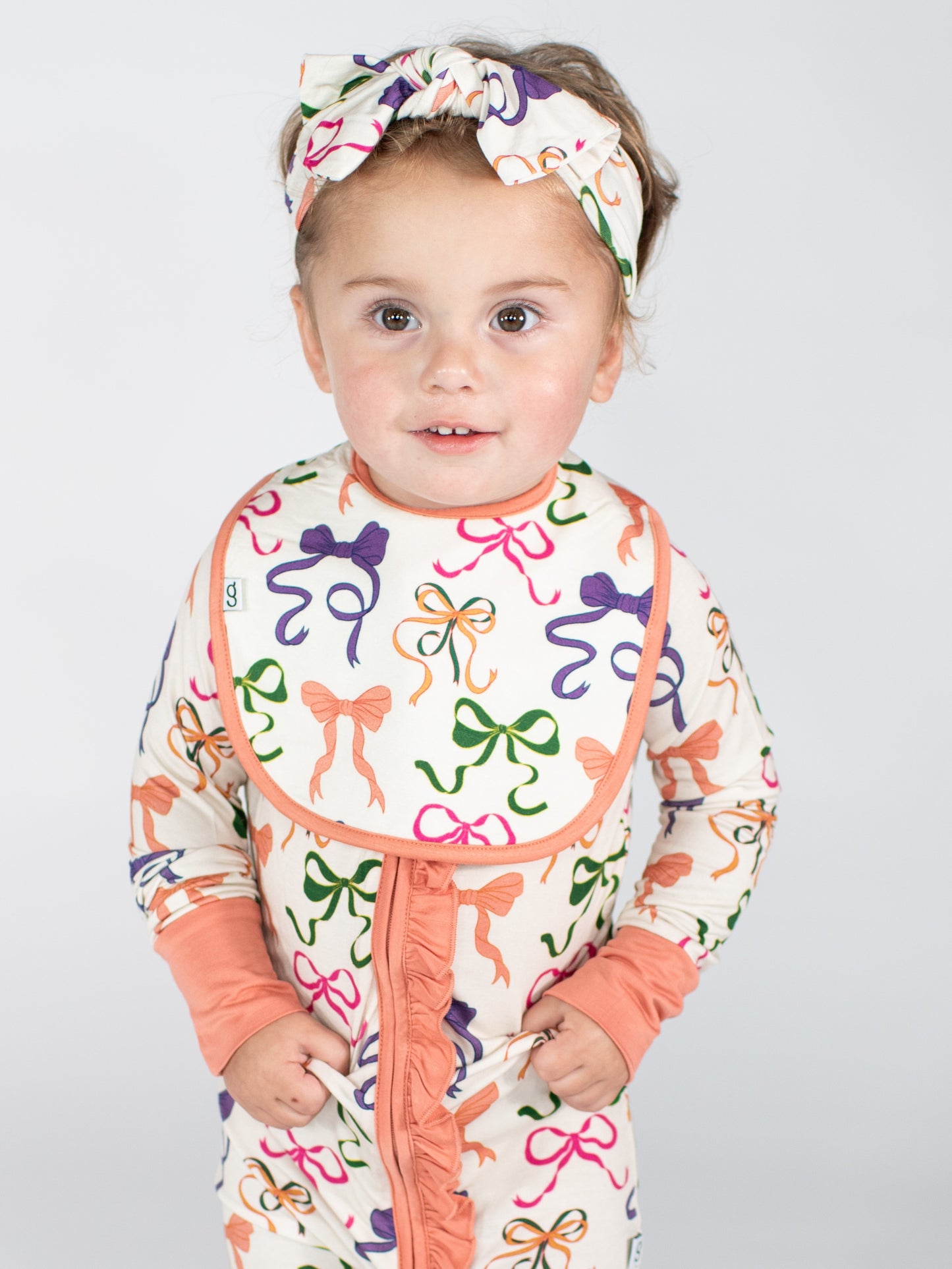 Bib Set - Bows