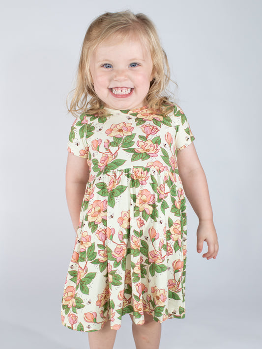 Short Sleeve Pocket Dress - Magnolias