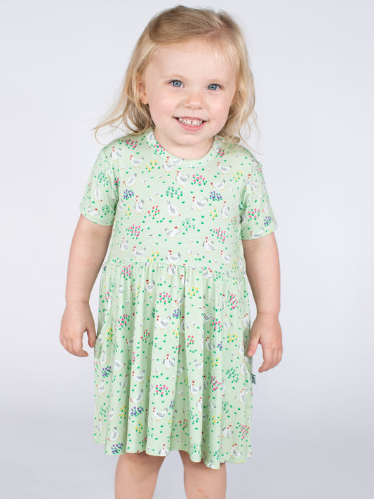 SS Pocket Dress - Spring Chickens